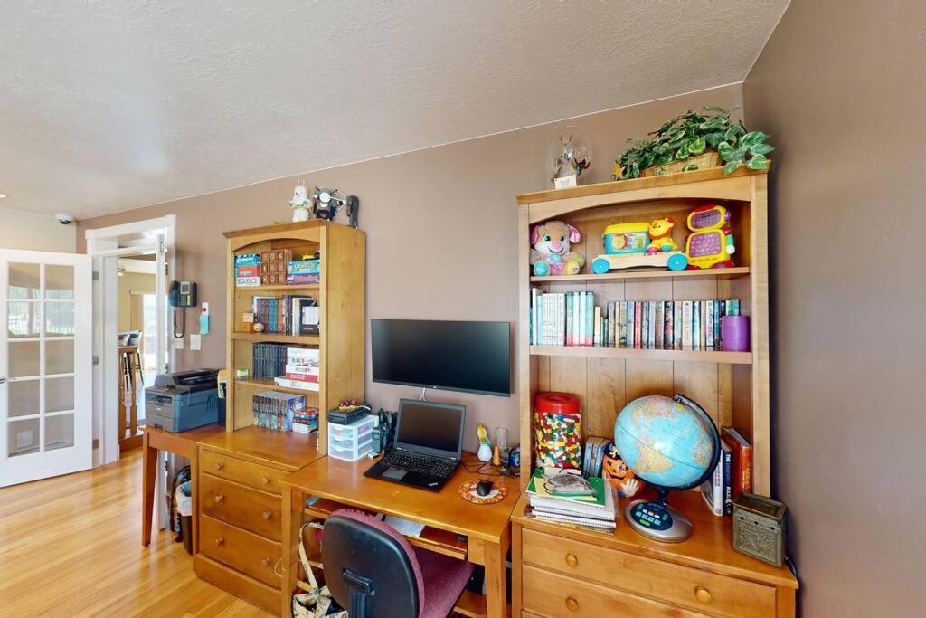 Tacit Shadow Resort Shangri-La King Suite, Gym, Coffee Bar, Hot-Tub, Free Laundry, Food Available Parowan Exterior foto